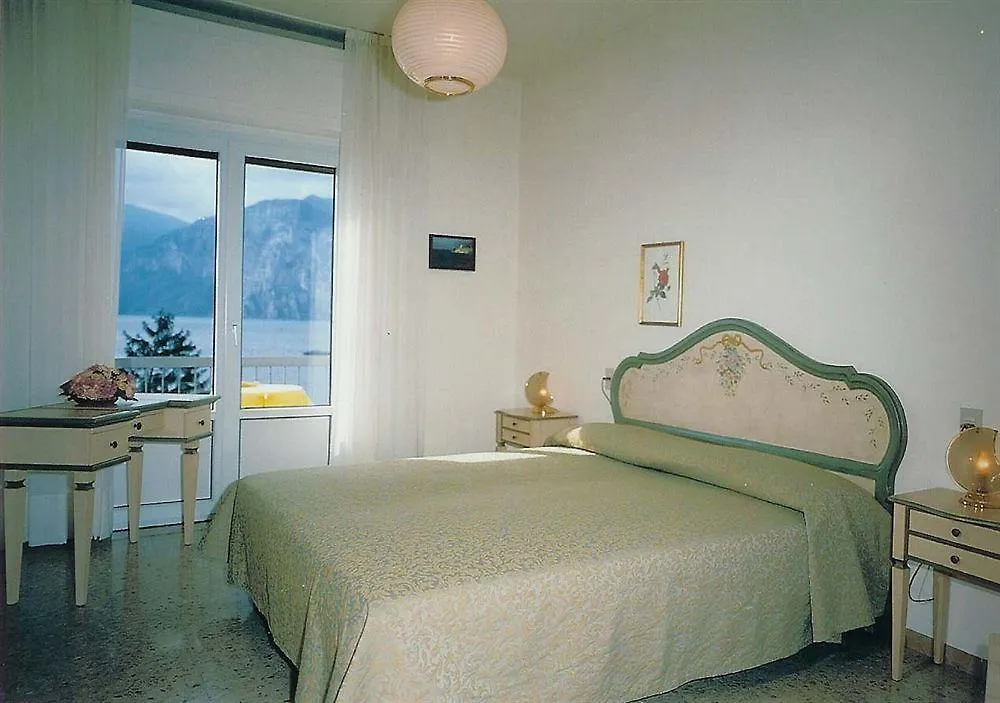 Hotel Villa Orizzonte Malcesine 2*,  Italy