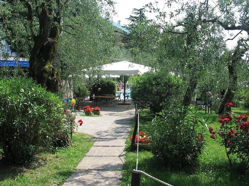 Hotel Villa Orizzonte Malcesine 2*,